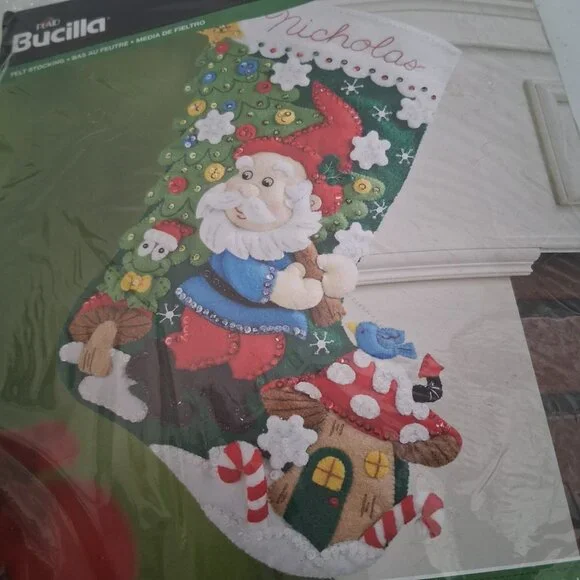 Plaid Bucilla Felt Christmas Stocking Kit Gnome Crafting Craft #86577 - Picture 2 of 5